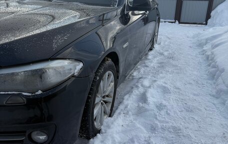 BMW 5 серия, 2010 год, 990 000 рублей, 3 фотография