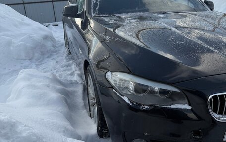 BMW 5 серия, 2010 год, 990 000 рублей, 2 фотография