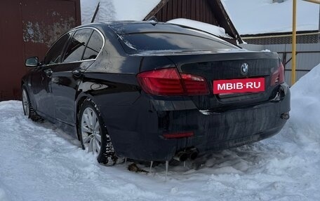 BMW 5 серия, 2010 год, 990 000 рублей, 4 фотография