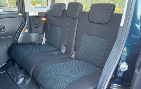 Toyota Roomy I, 2023 год, 1 050 000 рублей, 18 фотография