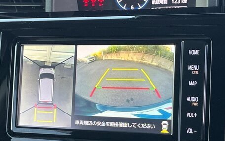 Toyota Roomy I, 2023 год, 1 050 000 рублей, 10 фотография