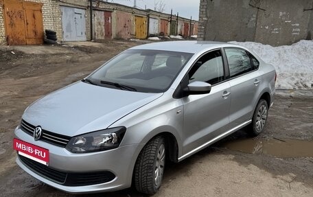 Volkswagen Polo VI (EU Market), 2013 год, 700 000 рублей, 5 фотография