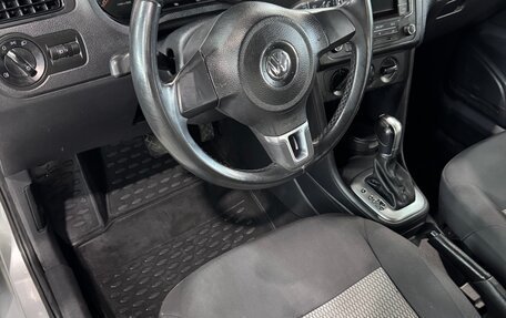 Volkswagen Polo VI (EU Market), 2013 год, 700 000 рублей, 9 фотография