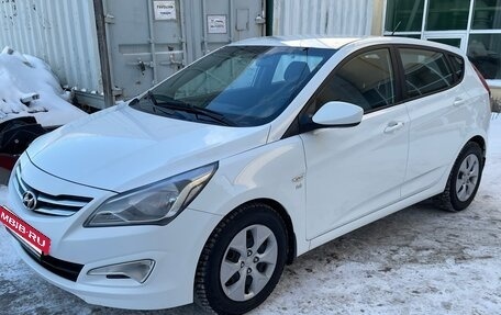 Hyundai Solaris II рестайлинг, 2014 год, 997 000 рублей, 2 фотография