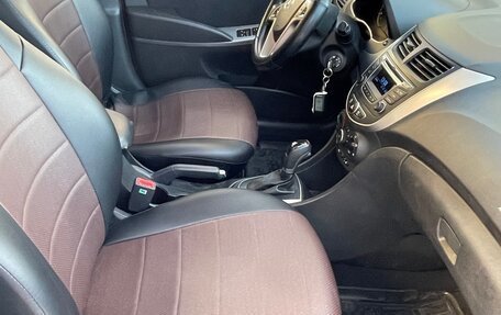 Hyundai Solaris II рестайлинг, 2014 год, 997 000 рублей, 20 фотография