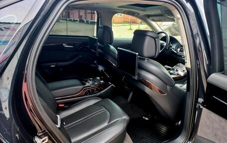 Audi A8, 2012 год, 1 500 000 рублей, 11 фотография