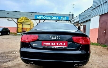 Audi A8, 2012 год, 1 500 000 рублей, 18 фотография