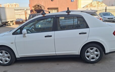 Nissan Tiida, 2011 год, 350 000 рублей, 2 фотография