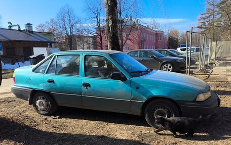 Daewoo Nexia I рестайлинг, 2000 год, 90 000 рублей, 2 фотография