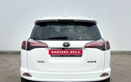 Toyota RAV4, 2016 год, 2 200 000 рублей, 6 фотография