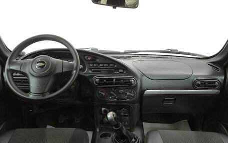 Chevrolet Niva I рестайлинг, 2012 год, 520 000 рублей, 10 фотография