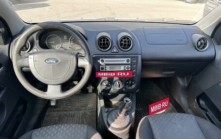 Ford Fiesta, 2005 год, 289 000 рублей, 9 фотография