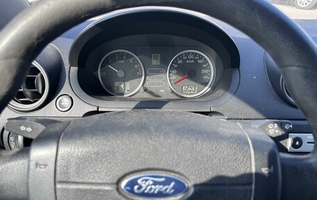 Ford Fiesta, 2005 год, 289 000 рублей, 13 фотография