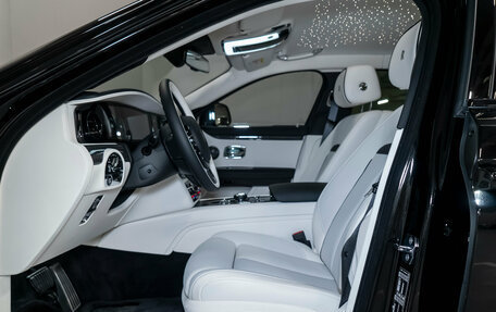 Rolls-Royce Ghost Series II рестайлинг, 2025 год, 49 900 000 рублей, 14 фотография