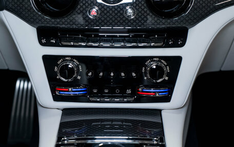 Rolls-Royce Ghost Series II рестайлинг, 2025 год, 49 900 000 рублей, 27 фотография