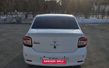 Renault Logan II, 2015 год, 410 000 рублей, 2 фотография