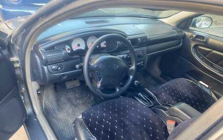 Dodge Stratus II, 2002 год, 330 000 рублей, 8 фотография