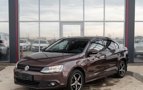 Volkswagen Jetta VI, 2014 год, 1 090 000 рублей, 3 фотография