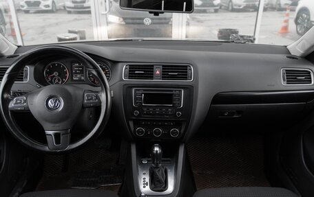 Volkswagen Jetta VI, 2014 год, 1 090 000 рублей, 10 фотография