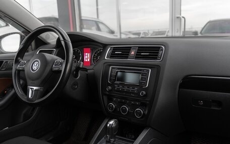 Volkswagen Jetta VI, 2014 год, 1 090 000 рублей, 11 фотография