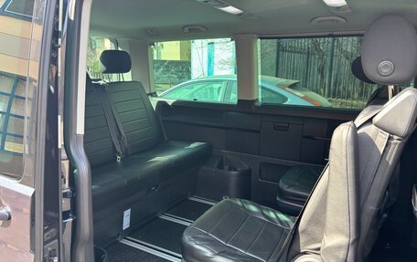 Volkswagen Multivan T6 рестайлинг, 2019 год, 4 200 000 рублей, 13 фотография