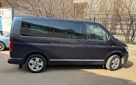 Volkswagen Multivan T6 рестайлинг, 2019 год, 4 200 000 рублей, 14 фотография