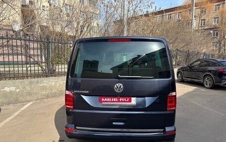 Volkswagen Multivan T6 рестайлинг, 2019 год, 4 200 000 рублей, 15 фотография