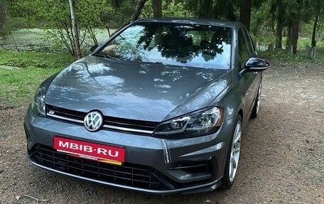 Volkswagen Golf R VII, 2019 год, 2 800 000 рублей, 1 фотография
