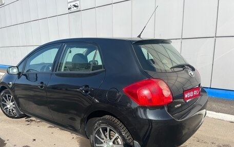 Toyota Auris II, 2009 год, 695 000 рублей, 1 фотография