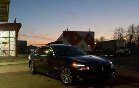 BMW 7 серия, 2013 год, 2 300 000 рублей, 2 фотография