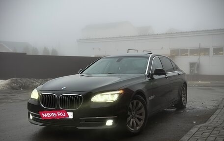 BMW 7 серия, 2013 год, 2 300 000 рублей, 3 фотография