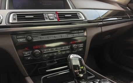 BMW 7 серия, 2013 год, 2 300 000 рублей, 15 фотография