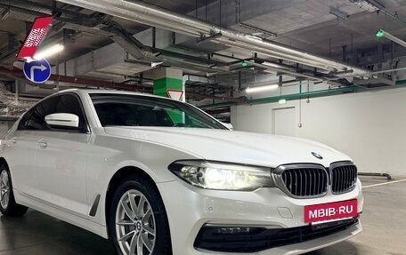 BMW 5 серия, 2019 год, 3 300 000 рублей, 3 фотография