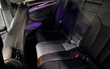 BMW 5 серия, 2019 год, 3 300 000 рублей, 23 фотография