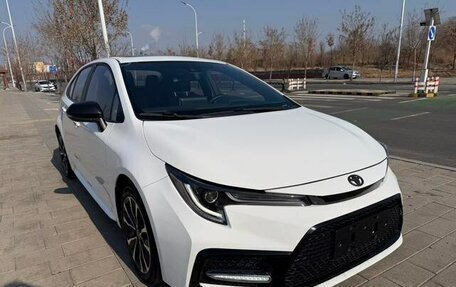 Toyota Corolla, 2022 год, 1 330 002 рублей, 2 фотография