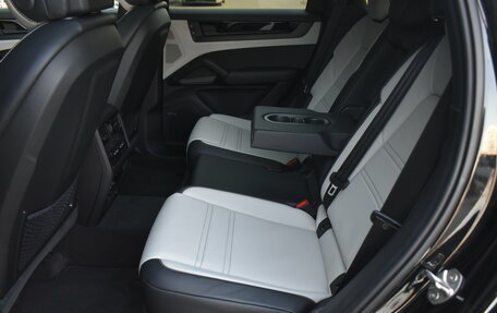 Porsche Cayenne III, 2026 год, 18 990 000 рублей, 16 фотография