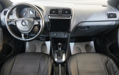 Volkswagen Polo VI (EU Market), 2010 год, 599 000 рублей, 14 фотография