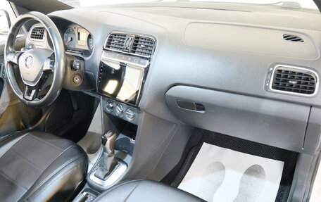 Volkswagen Polo VI (EU Market), 2010 год, 599 000 рублей, 18 фотография