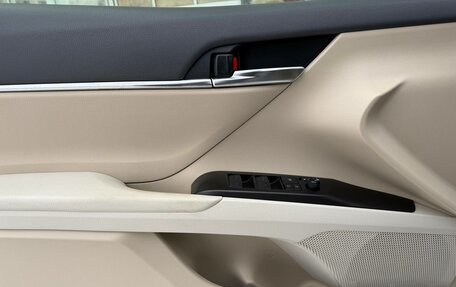 Toyota Camry, 2022 год, 3 536 000 рублей, 7 фотография