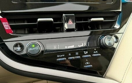 Toyota Camry, 2022 год, 3 536 000 рублей, 13 фотография