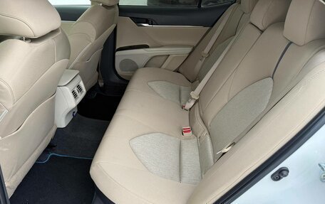 Toyota Camry, 2022 год, 3 536 000 рублей, 16 фотография