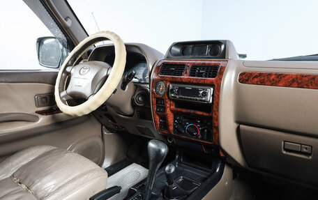 Toyota Land Cruiser Prado 90 рестайлинг, 2001 год, 1 349 000 рублей, 16 фотография