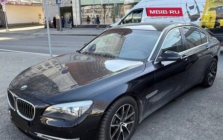 BMW 7 серия, 2013 год, 1 650 000 рублей, 8 фотография