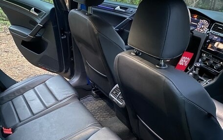 Volkswagen Golf R VII, 2019 год, 2 800 000 рублей, 11 фотография