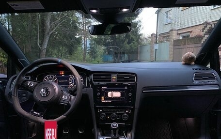 Volkswagen Golf R VII, 2019 год, 2 800 000 рублей, 12 фотография