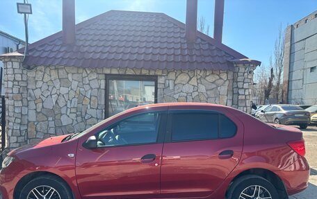 Renault Logan II, 2018 год, 880 000 рублей, 8 фотография