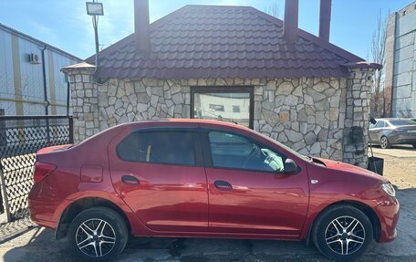 Renault Logan II, 2018 год, 880 000 рублей, 5 фотография