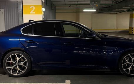 Alfa Romeo Giulia II, 2019 год, 3 500 000 рублей, 5 фотография