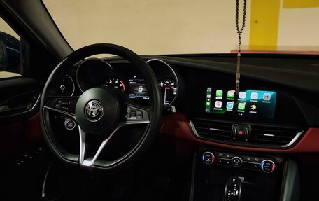 Alfa Romeo Giulia II, 2019 год, 3 500 000 рублей, 13 фотография