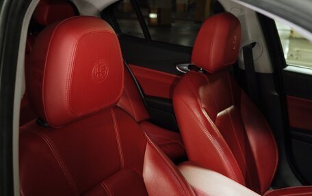 Alfa Romeo Giulia II, 2019 год, 3 500 000 рублей, 16 фотография